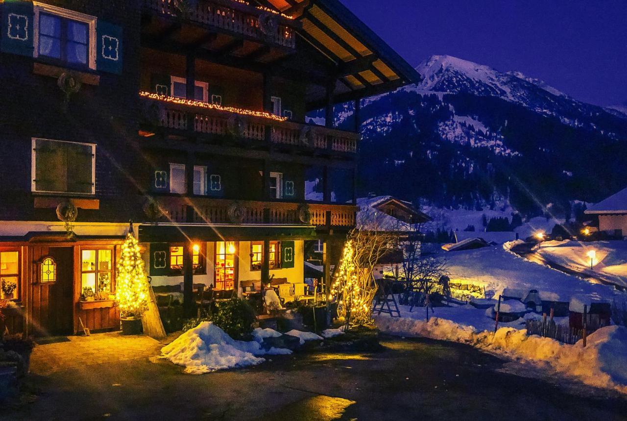 Gastehaus Fritz Guest house Mittelberg